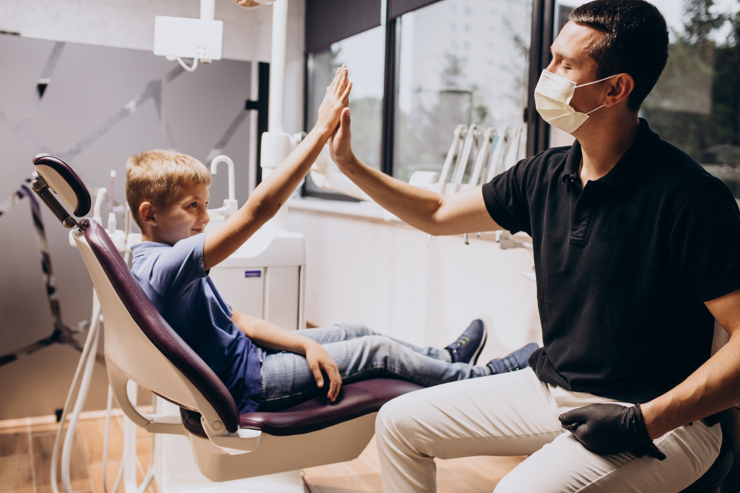 The Impact of Oral Health on Overall Wellbeing: Insights from Ontario Dentists