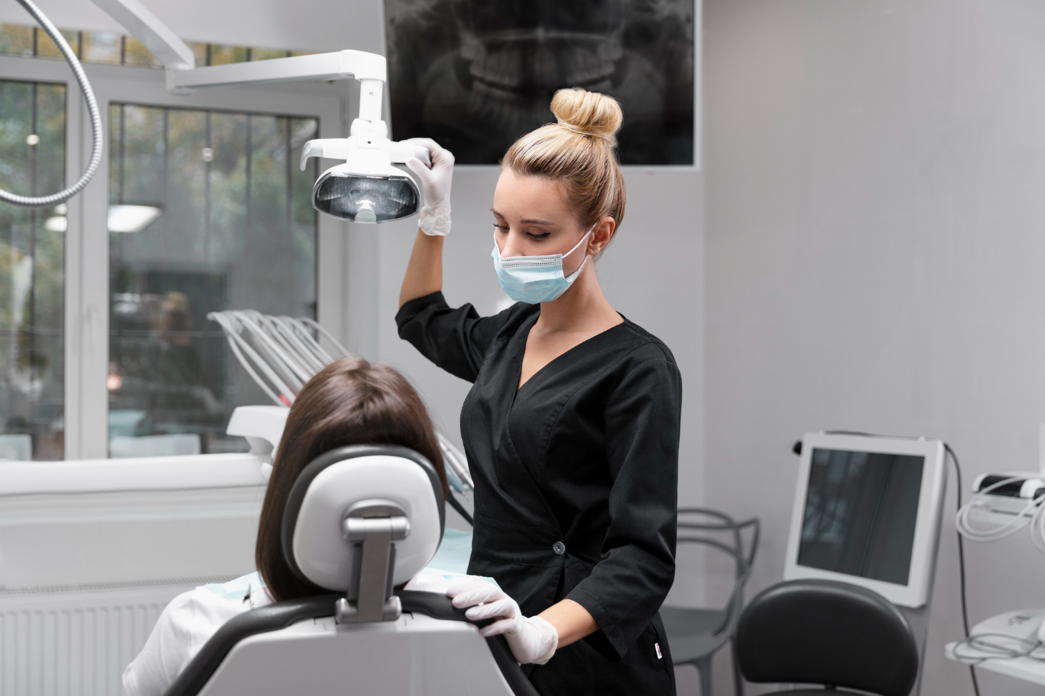 Affordable Dental Care in Ontario: Tips for Saving Money on Your Dental Expenses