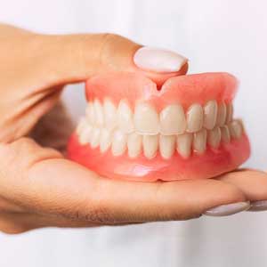 Dentures  Treatment